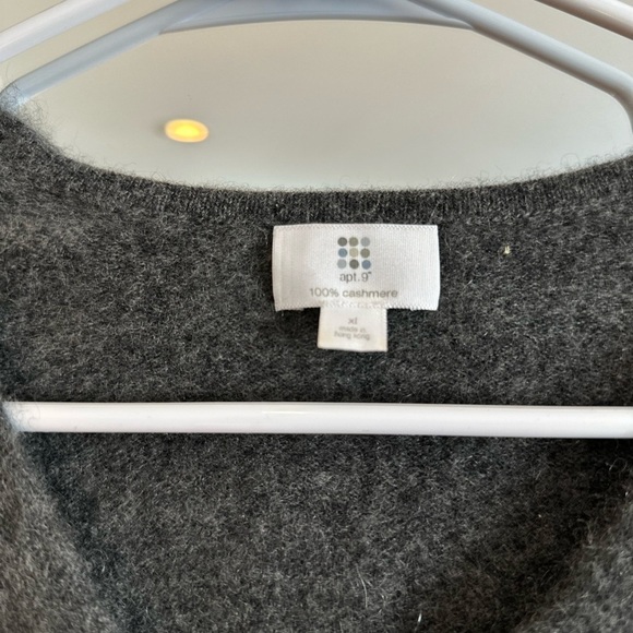 apt. 9 100% Cashmere Sweater - Picture 3 of 3
